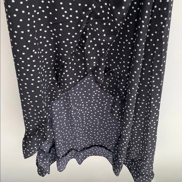 Polka dot Dress - Picture 3 of 5